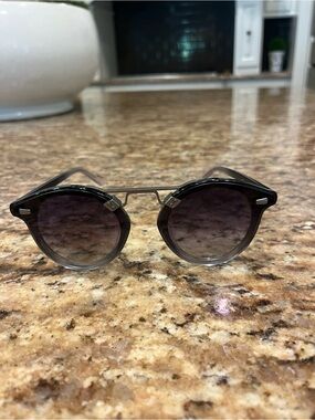 KREWE Matte Gunmetal Frame Round Sunglasses with Black Gradient Lenses